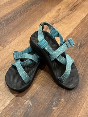 Chaco Teal Yellow Sandals Shoes Summer 2 Girl